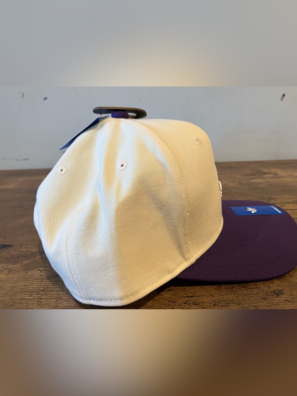 Adidas hat - Picture 4 of 5